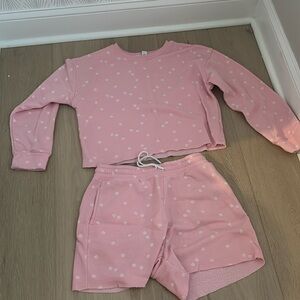 This is an old navy girls set.